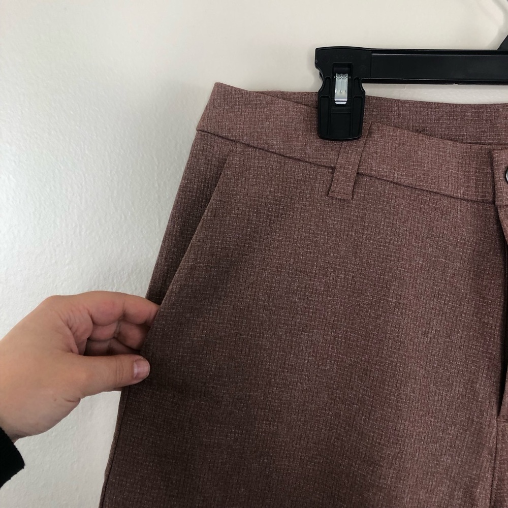 lululemon athletica Brown/coral. Men's Shorts medium/31 - Picture 3 of 13